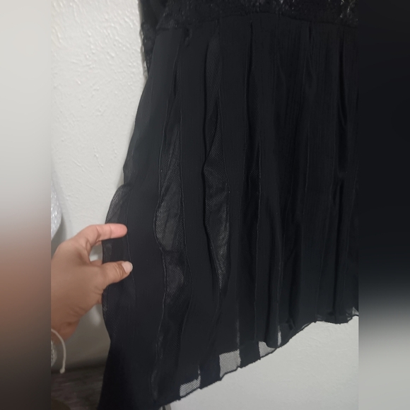 Free People Black Lace Relaxed Tunic Top - Picture 2 of 8